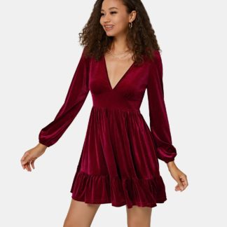 EVERYDAY V-NECK RUFFLED HEM MINI CHILL DRESS